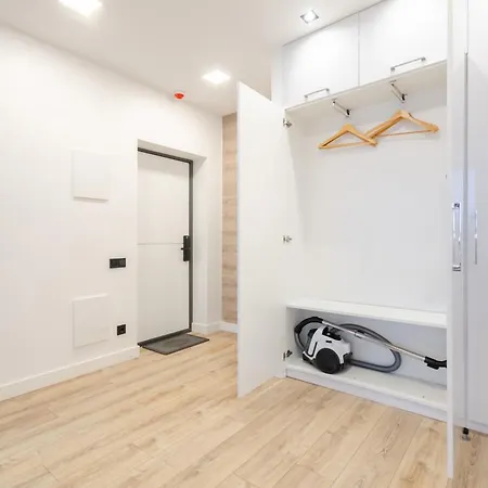 Апартаменты Petrovdom 18-199 In Rc New York Concept House, Antonovycha 74